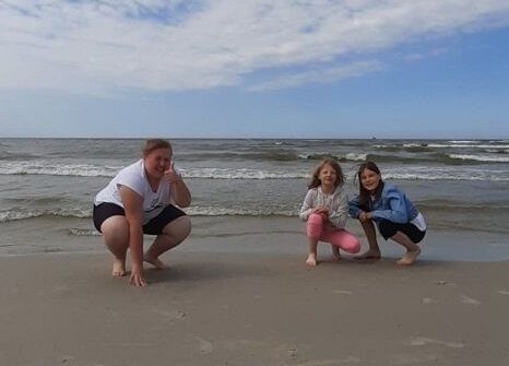 Grafika 12: Wycieczka do Łeby "Siedlisko"