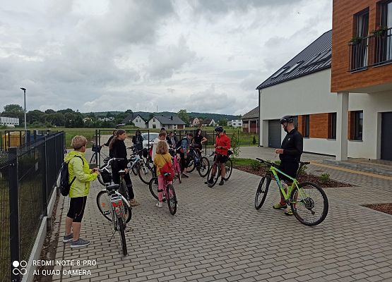 Grafika 2: Pełen wrażeń rajd rowerowy