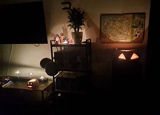 Grafika 8: Halloween