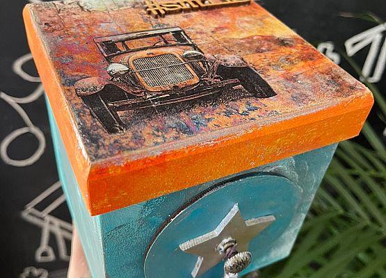 Grafika 4: Skrzyneczki skarbów